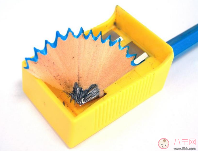 寶寶剛上幼兒園要買什么學(xué)習(xí)用品