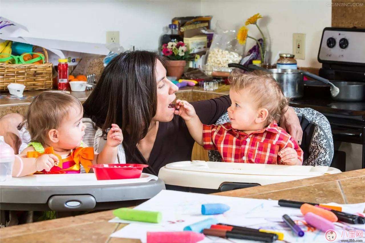 父母愛嘮叨合適嗎？寶寶表現(xiàn)明確是否嘮叨過度