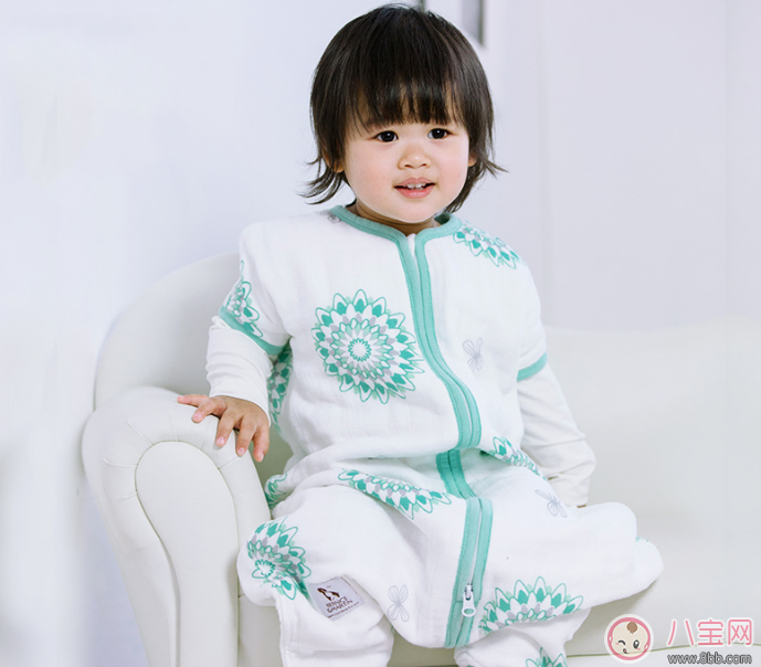 寶寶獨(dú)睡要準(zhǔn)備什么 寶寶自己一個(gè)人睡覺需要的兩件東西