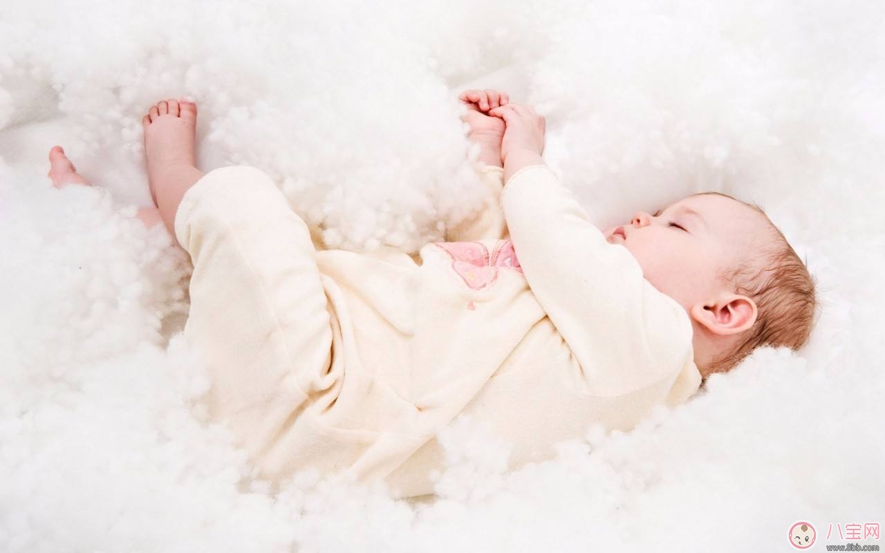 林志穎家雙胞胎1歲就“健身”？孩子成長(zhǎng)各階段如何健身