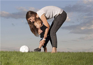 林志穎家雙胞胎1歲就“健身”？孩子成長各階段如何健身