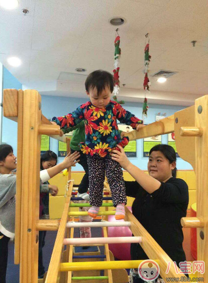 孩子膽小這樣做可以鍛煉膽子 勇敢的孩子氣質(zhì)好