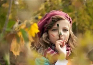 孩子學(xué)畫(huà)畫(huà)的最佳年齡 哪些明星寶寶學(xué)畫(huà)畫(huà)