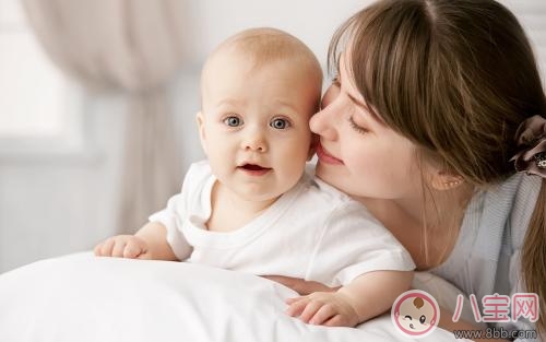 為啥孩子回家都會先找媽媽！答案好暖