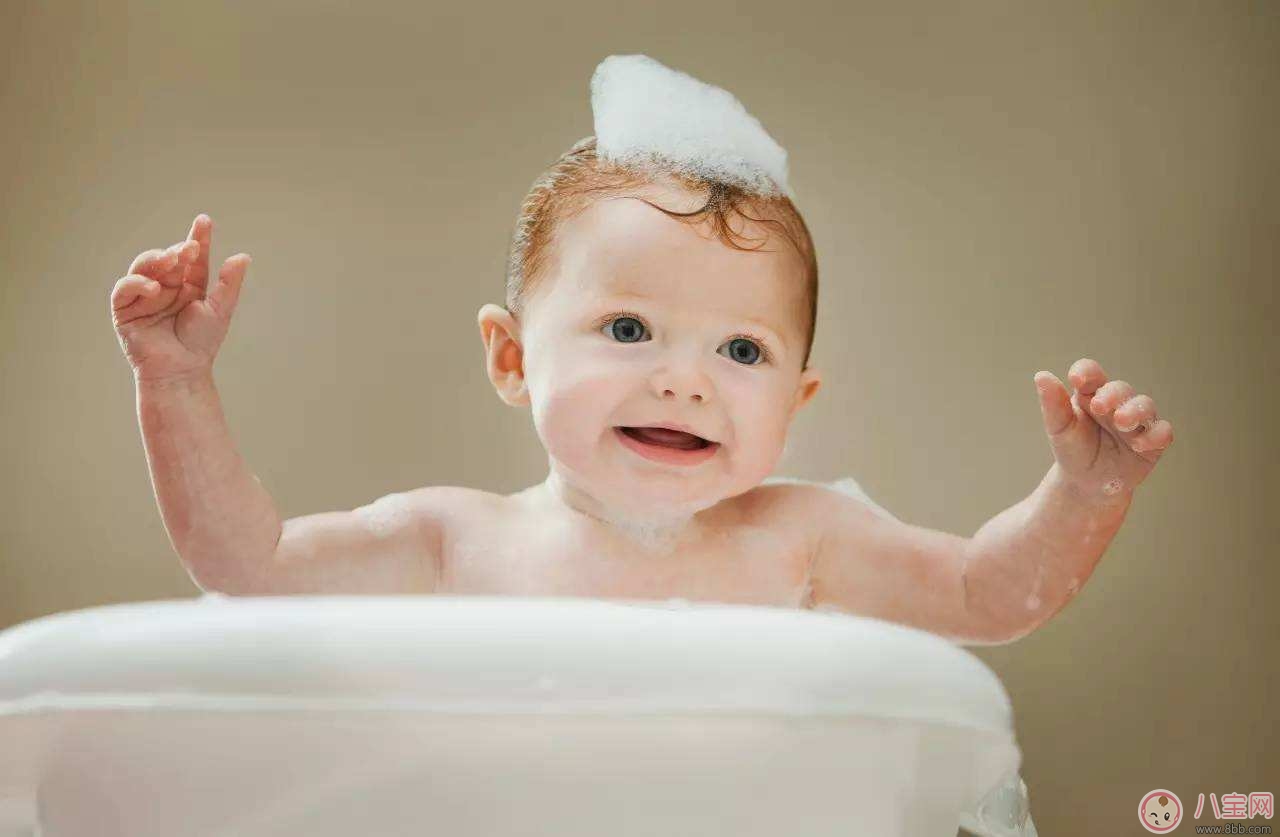 秋天天涼寶寶不愛(ài)洗澡怎么辦 