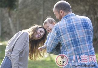 包文婧真實不做作 寶寶更愛的是真實的父母