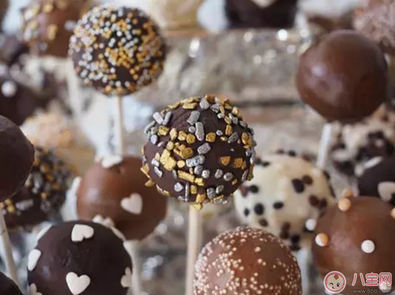 63歲羅大佑拒絕給女兒生日禮物 刻意的“拒絕滿足”做得對嗎？