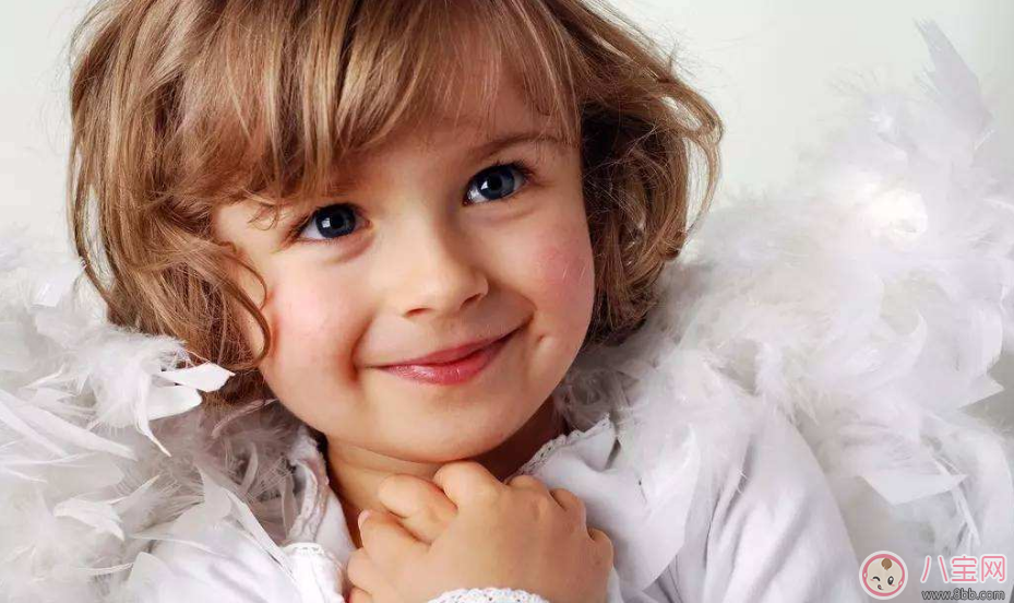  害怕閃電的孩子 往往都很膽小