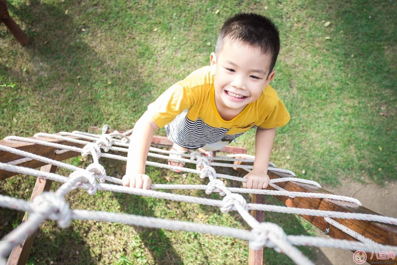 寶寶有多動癥怎么辦  營養(yǎng)補充就好了