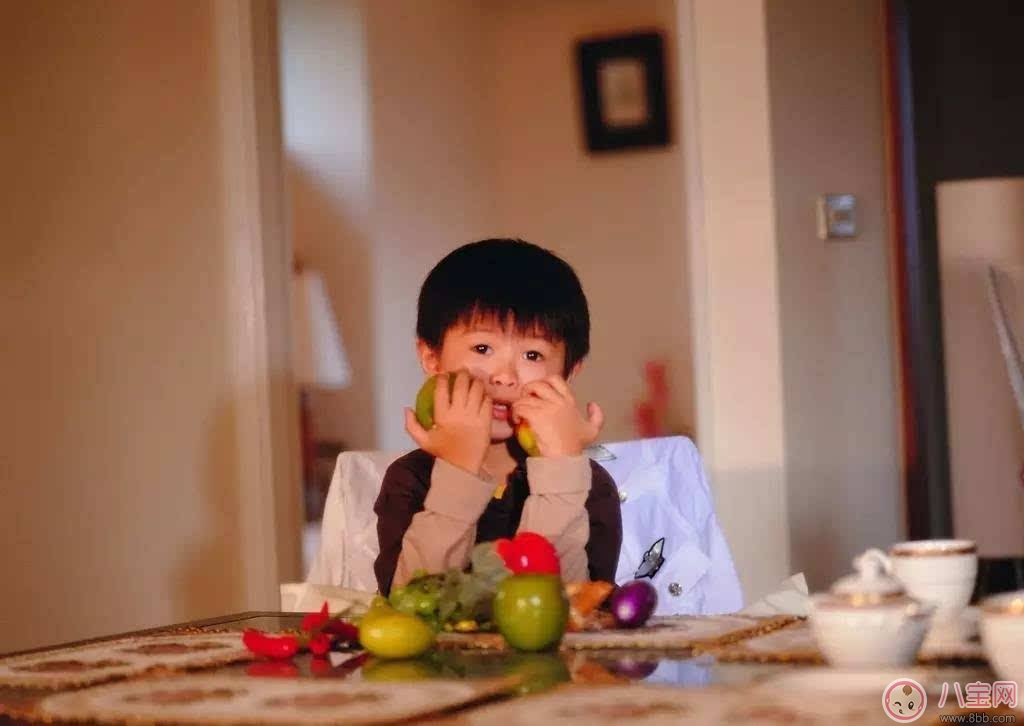 寶寶有多動癥怎么辦  營養(yǎng)補充就好了