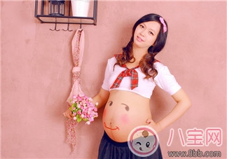 陳坤一天三張面膜 做水嫩孕媽應該敷什么面膜