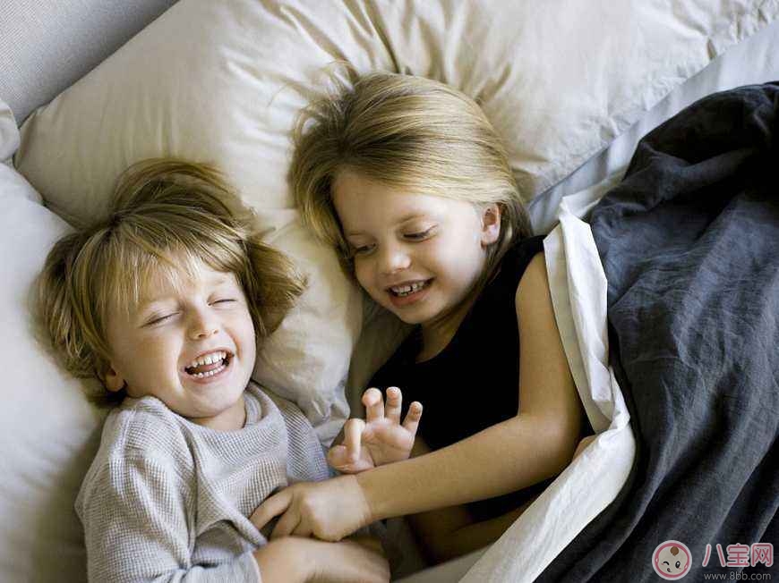 講故事給寶寶聽的優(yōu)點(diǎn) 如何正確講故事給寶寶聽