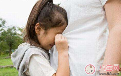 孩子太黏人怎么應付 過分依賴父母的孩子怎么培養(yǎng)