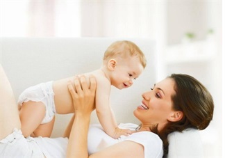 孩子太黏人怎么應(yīng)付 過分依賴父母的孩子怎么培養(yǎng)