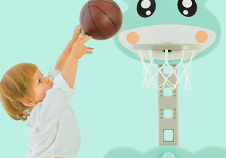 怎么在家里給寶寶搭一個(gè)游樂場