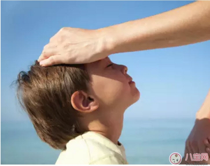 寶寶一直害羞怕生 如何引導(dǎo)孩子更合群