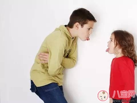 家里孩子之間吵架如何處理 怎么教會(huì)孩子和睦相處