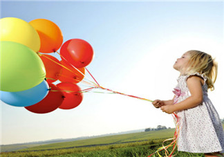 父母賴床可能造成寶寶養(yǎng)成懶惰的習慣