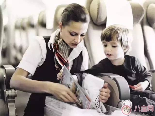 12歲男孩獨(dú)自出國 孩子獨(dú)自乘機(jī)應(yīng)注意哪些事項(xiàng)
