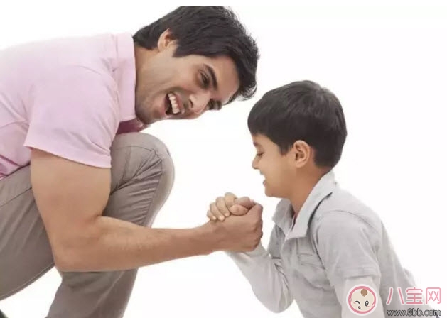 孩子害羞膽小怎么辦 膽小的孩子該如何教育(5句話鼓勵孩子)