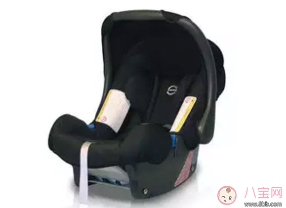 使用兒童安全座椅沒系安全帶 勿犯不必要的錯誤