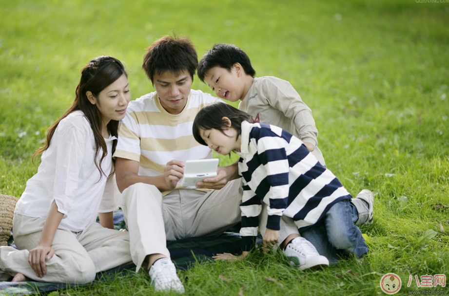 孩子太乖是好事嗎 如何讓孩子有個(gè)性的成長(zhǎng)