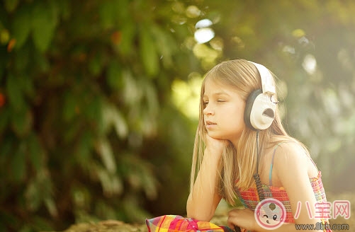 孩子性格內(nèi)向怎么引導(dǎo) 性格內(nèi)向的原因是什么