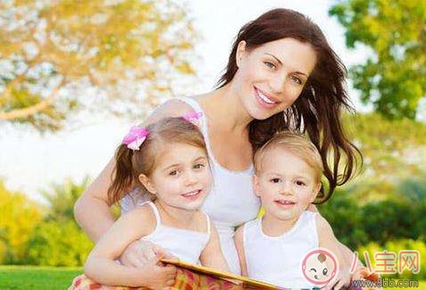 國(guó)外最受歡迎的室內(nèi)親子游戲 玩親子游戲的六大誤區(qū)