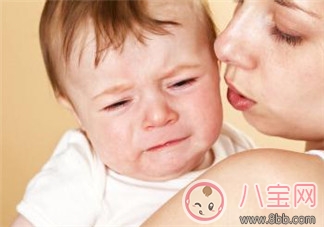 孩子哭鬧怎么辦 學《媽媽是超人》的軒軒媽如何處理