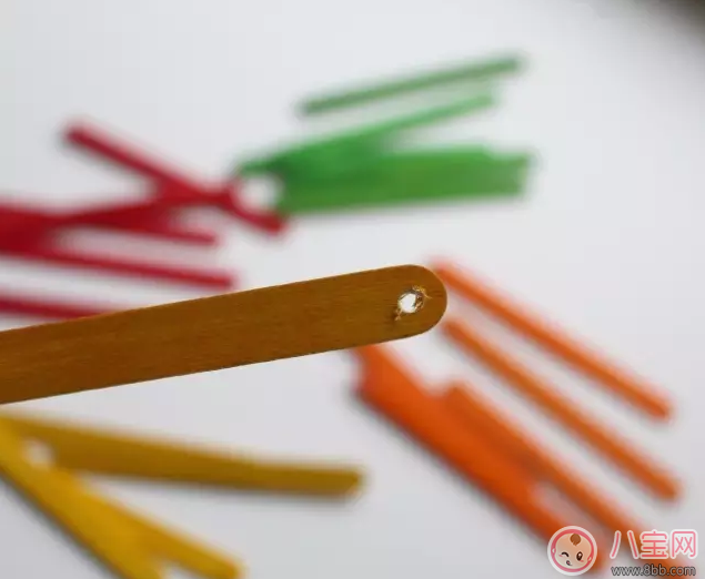 小小冰棍棒大用處 自制玩具來解暑 小小冰棍棒大用處 自制玩具來解暑