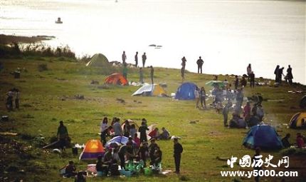 四川一高校放春假高校春假是什么意思？