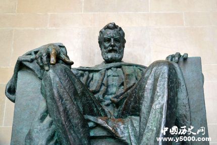 貝爾發(fā)明電話的故事貝爾發(fā)明電話的過程是怎樣的？