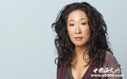 好萊塢頒獎禮首位亞裔主持人是誰亞裔主持人簡介演藝經(jīng)歷介紹