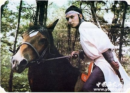 紅樓夢柳湘蓮人物故事簡介尤三姐和柳湘蓮的愛情悲劇是怎樣的？