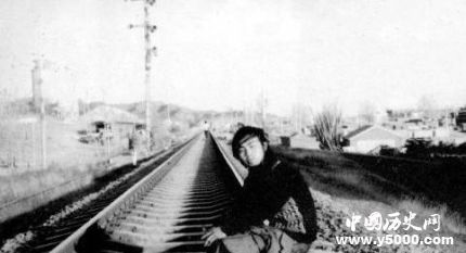 海子逝世30周年海子為什么臥軌？