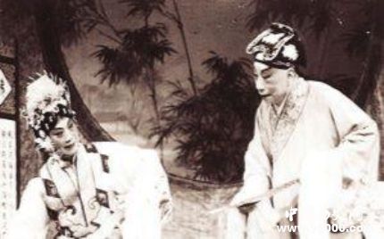 《鳴鳳記》劇情簡介《鳴鳳記》的作者是王世貞嗎？