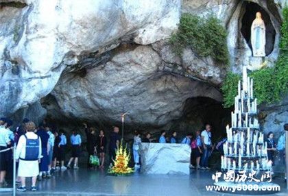 盧爾德泉水之謎 盧爾德泉水有什么功效 盧爾德泉水之謎 盧爾德泉水有什么功效