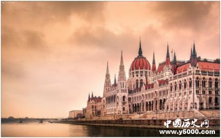 歷史上的今天2月1日事件