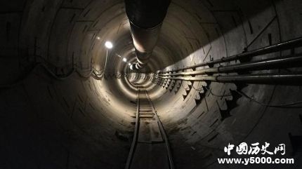 馬斯克隧道通車馬斯克個人生平簡介