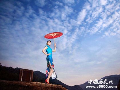 旗袍簡(jiǎn)介旗袍文化特點(diǎn)旗袍為什么好看