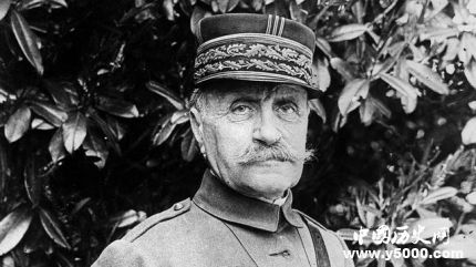 法國元帥福煦生平經(jīng)歷簡介如何評價福煦？