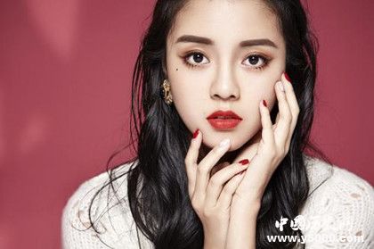 《瑞麗》雜志簡(jiǎn)介雜志發(fā)展歷史過程介紹瑞麗雜志內(nèi)容介紹 《瑞麗》雜志簡(jiǎn)介雜志發(fā)展歷史過程介紹瑞麗雜志內(nèi)容介紹