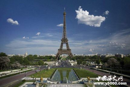 埃菲爾鐵塔的寓意埃菲爾鐵塔象征著什么？