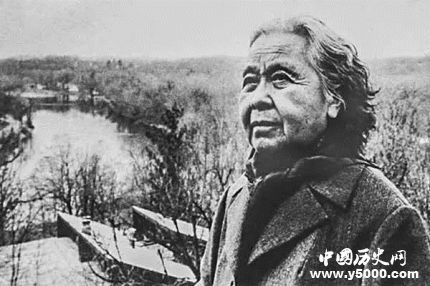 丁玲生平簡介丁玲的故事如何評價丁玲？