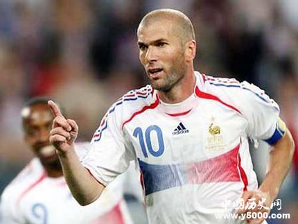 齊達(dá)內(nèi)中國(guó)行打乒乓球齊達(dá)內(nèi)個(gè)人簡(jiǎn)介 齊達(dá)內(nèi)中國(guó)行打乒乓球齊達(dá)內(nèi)個(gè)人簡(jiǎn)介