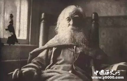 美國詩人惠特曼生平經(jīng)歷簡介惠特曼經(jīng)典的詩有哪些？