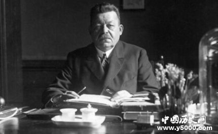 弗里德里希·艾伯特生平故事簡介弗里德里希·艾伯特的評價如何？