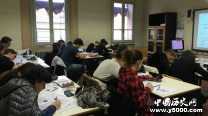 沙特開(kāi)設(shè)漢語(yǔ)課程哪些國(guó)家開(kāi)設(shè)了漢語(yǔ)課程？