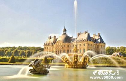 古典主義建筑風(fēng)格特點(diǎn)介紹古典主義建筑起源代表作介紹