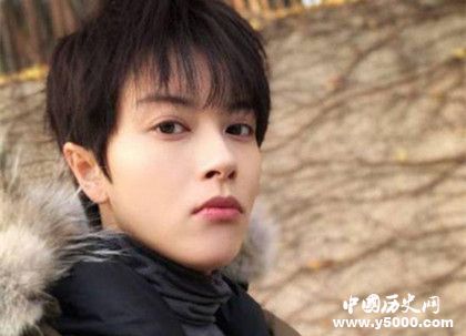 《小女花不棄》莫若菲資料介紹是男是女與花不棄是什么關(guān)系 《小女花不棄》莫若菲資料介紹是男是女與花不棄是什么關(guān)系